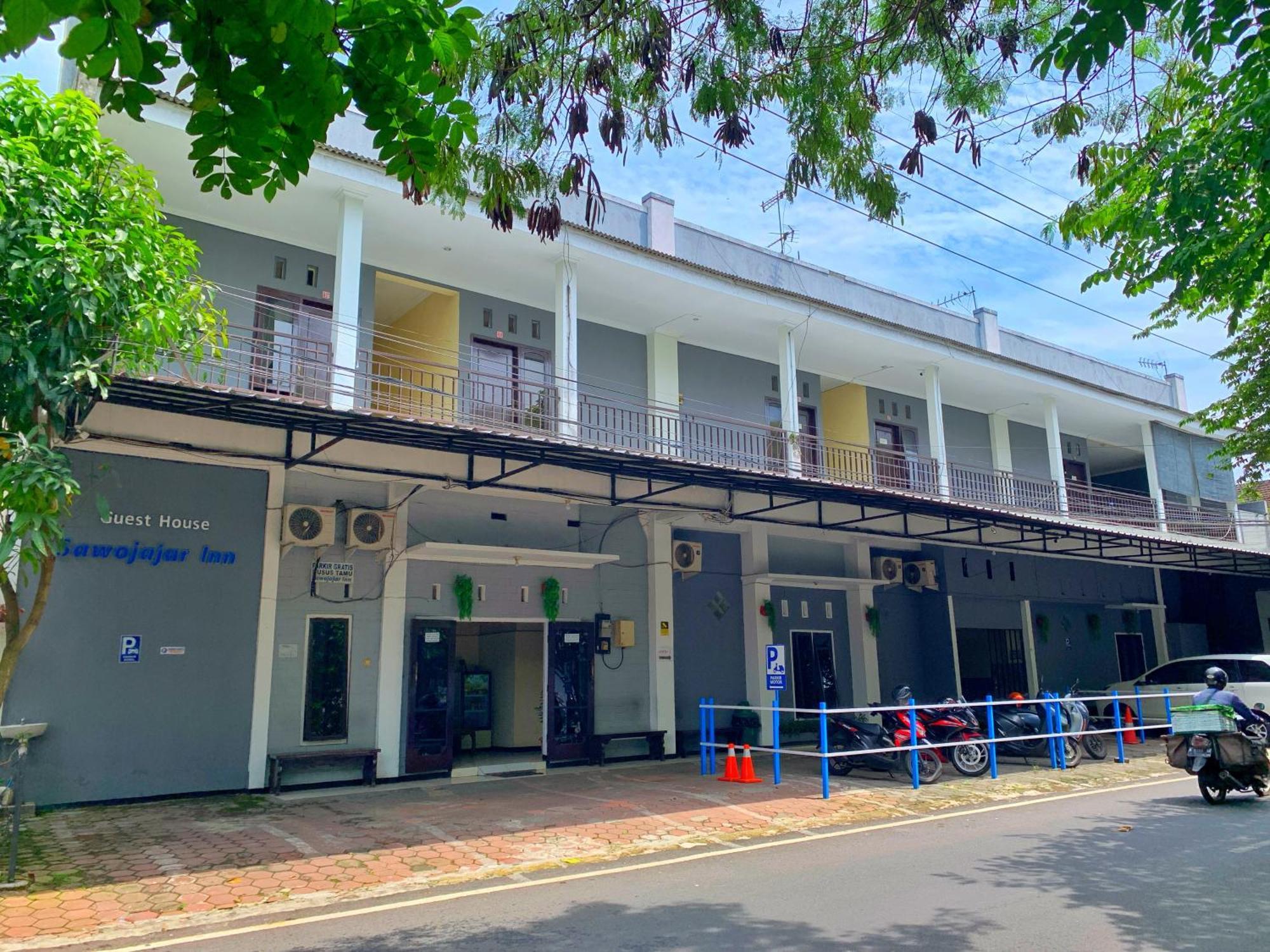 Sawojajar Inn Ngadipuro Luaran gambar